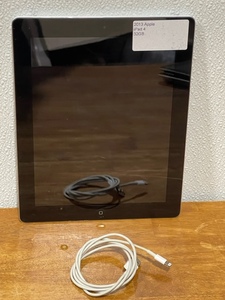 lot 2 image: 2013 Apple iPad 4
